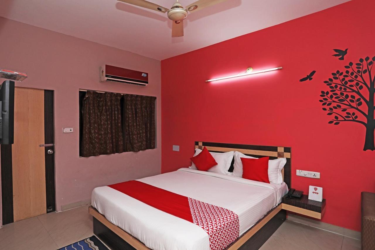Oyo 6274 Hotel Janaki Residency Puri Exterior foto